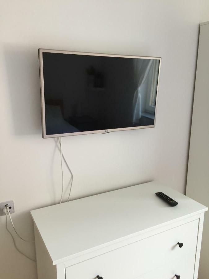 Apartments Papalinna 2 By Moro Krk Town Bagian luar foto
